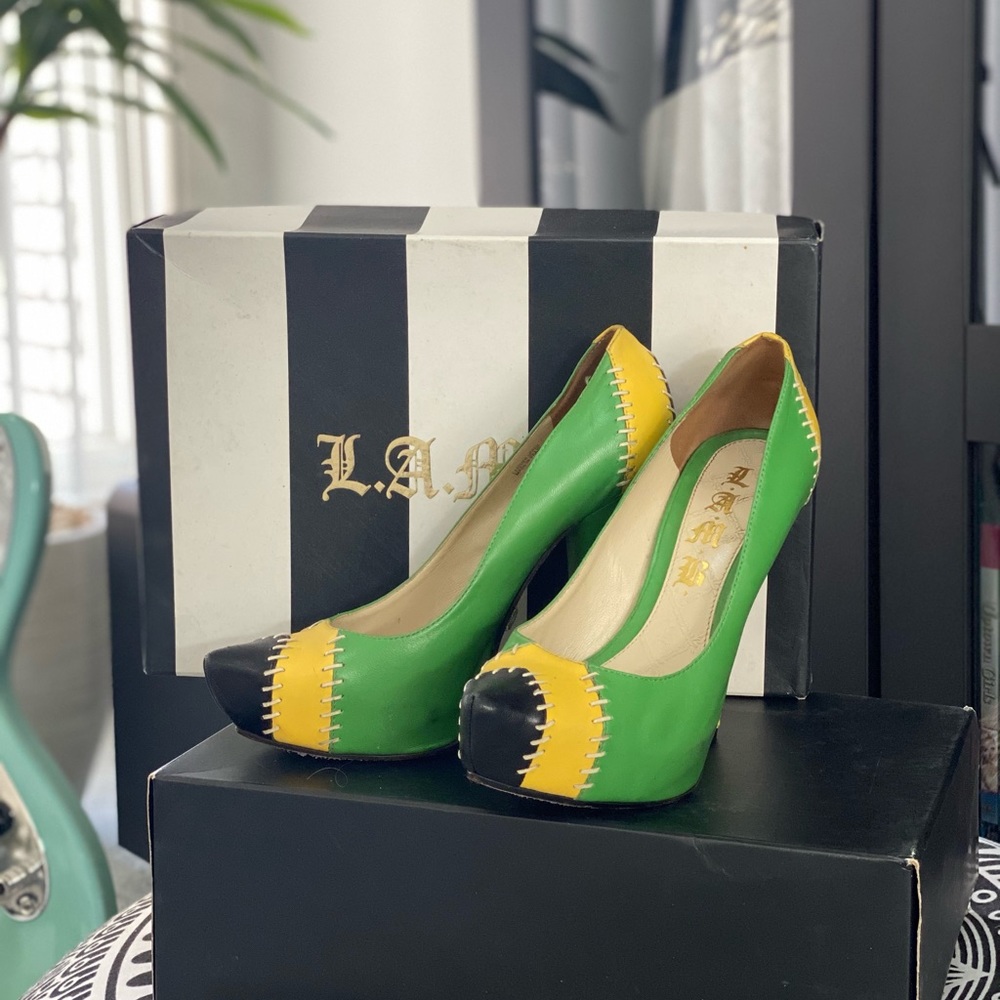 L.A.M.B shoes 5 1/2